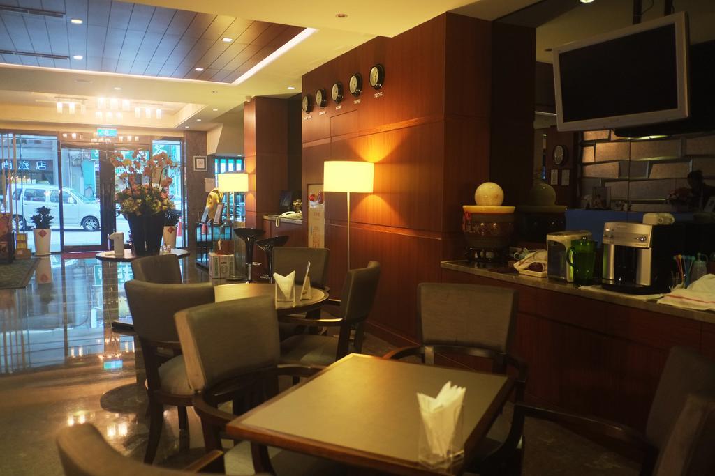 Tokyo International Hotel Tajpej Kültér fotó