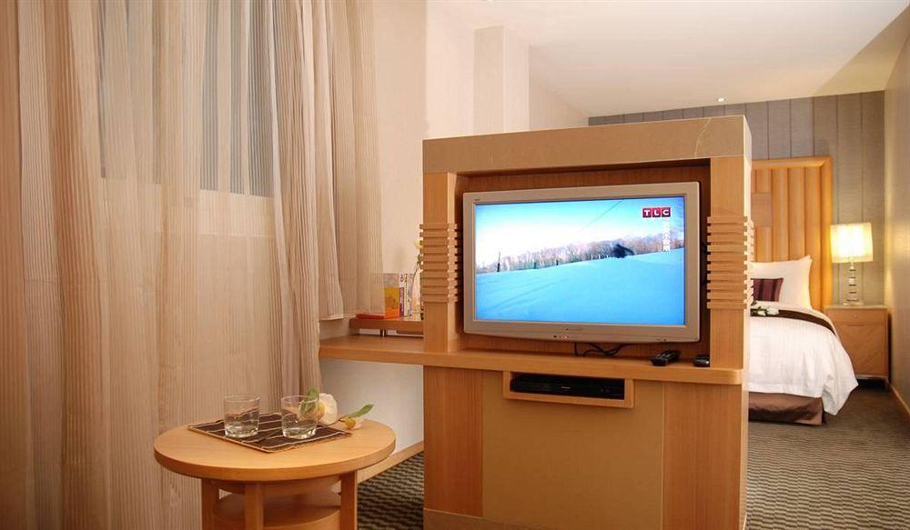 Tokyo International Hotel Tajpej Kültér fotó