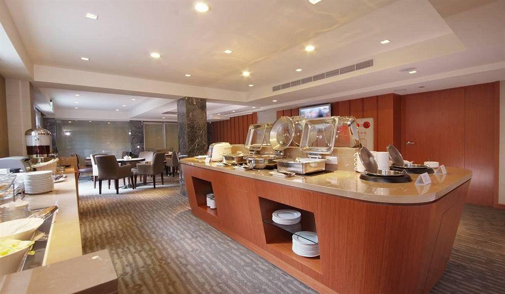 Tokyo International Hotel Tajpej Kültér fotó