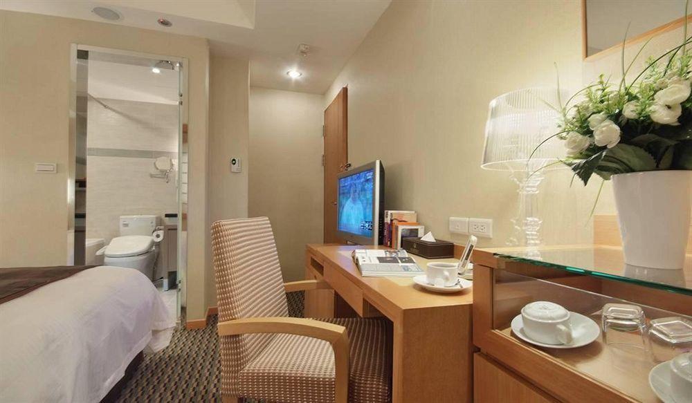 Tokyo International Hotel Tajpej Kültér fotó