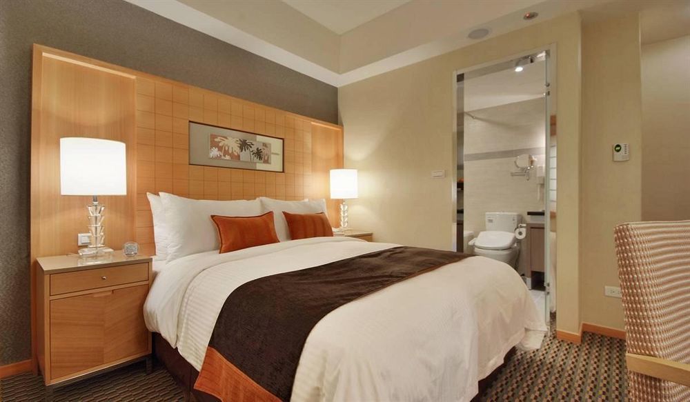 Tokyo International Hotel Tajpej Kültér fotó