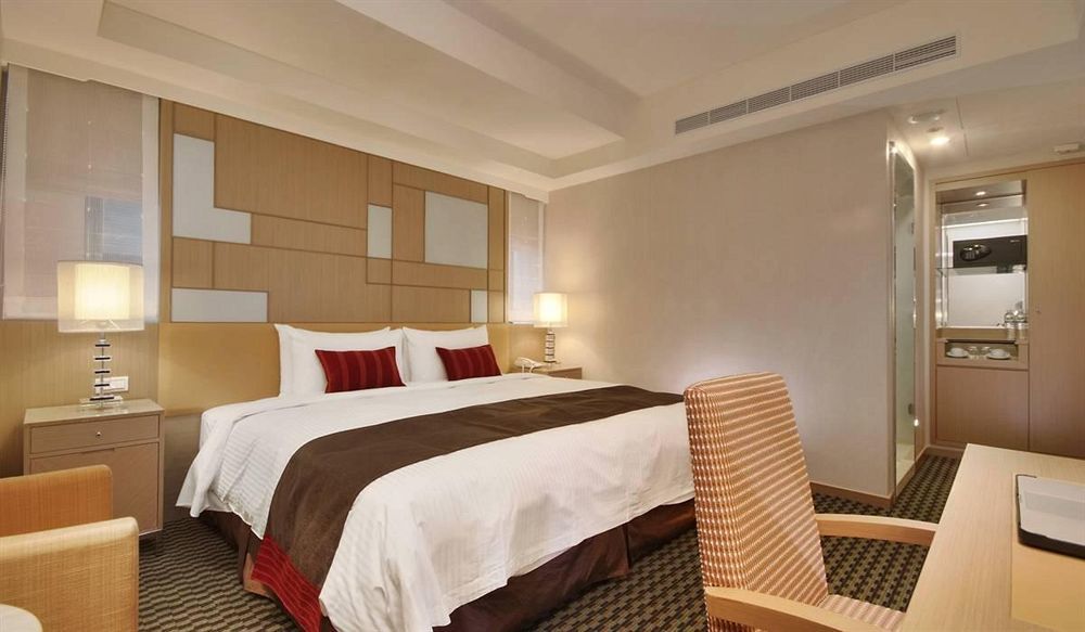 Tokyo International Hotel Tajpej Kültér fotó