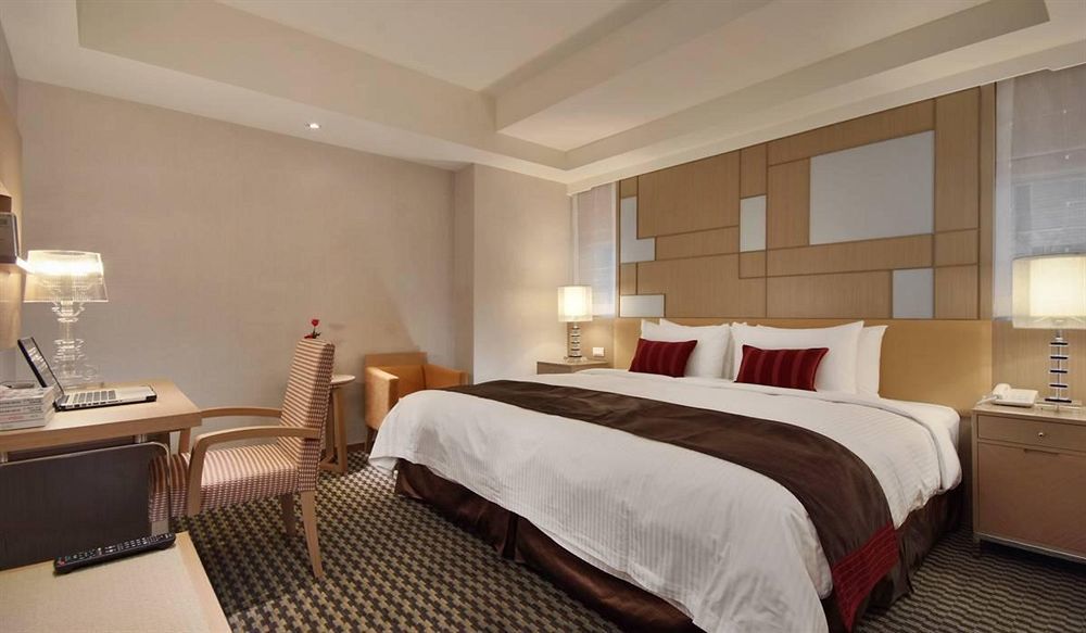 Tokyo International Hotel Tajpej Kültér fotó